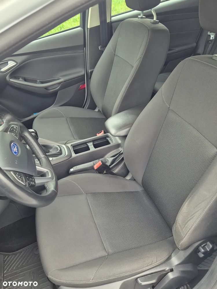 Ford Focus SW 1.5 TDCi Trend - 9