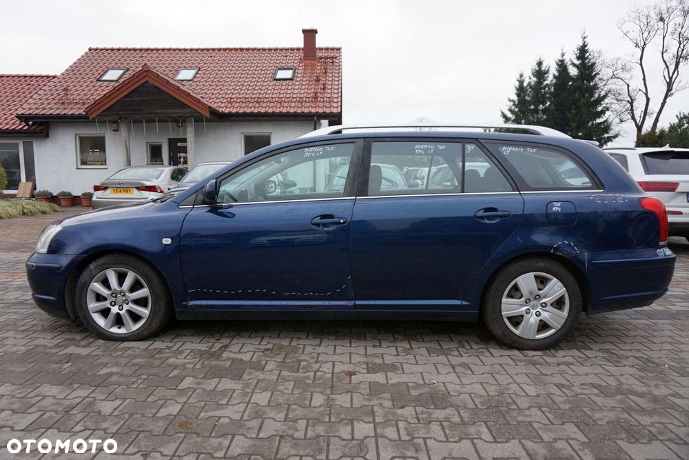 TOYOTA AVENSIS II T25 KOMBI 8P4 1.8 16V KM GRANATOWY na części - 2