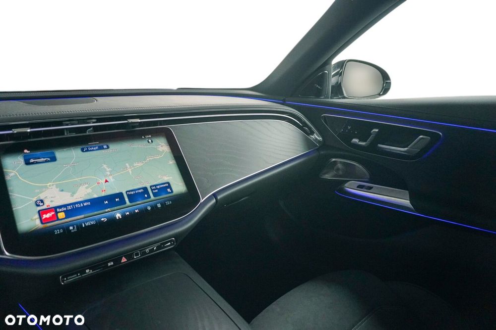 Mercedes-Benz Klasa E 220 d mHEV 4-Matic AMG 9G-Tronic - 11