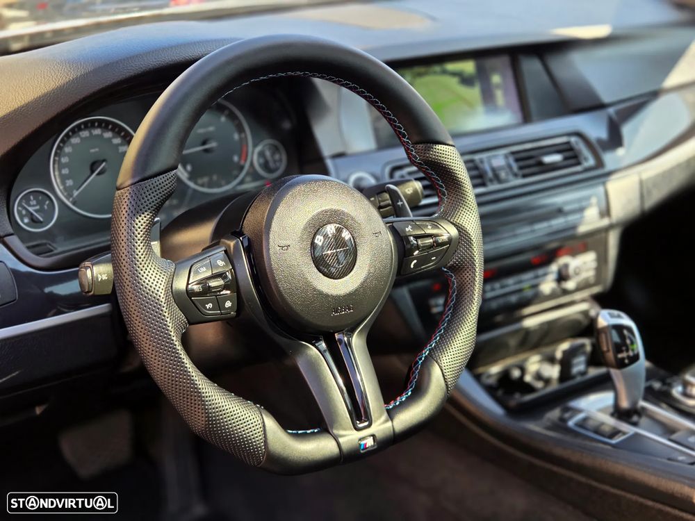 BMW 520 d Auto - 14