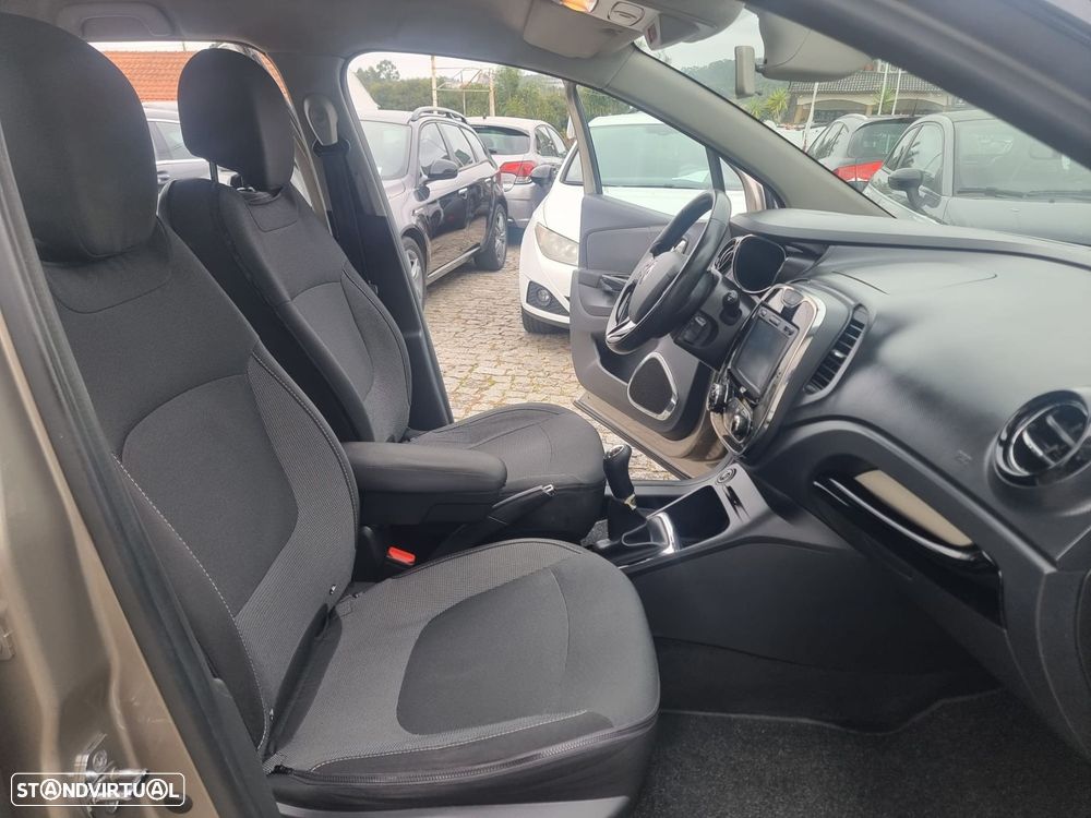 Renault Captur 1.5 dCi Exclusive - 15