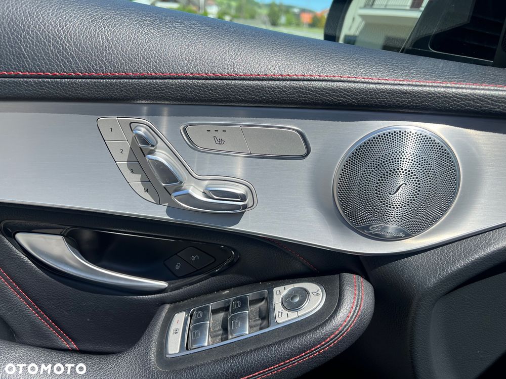 Mercedes-Benz GLC - 24