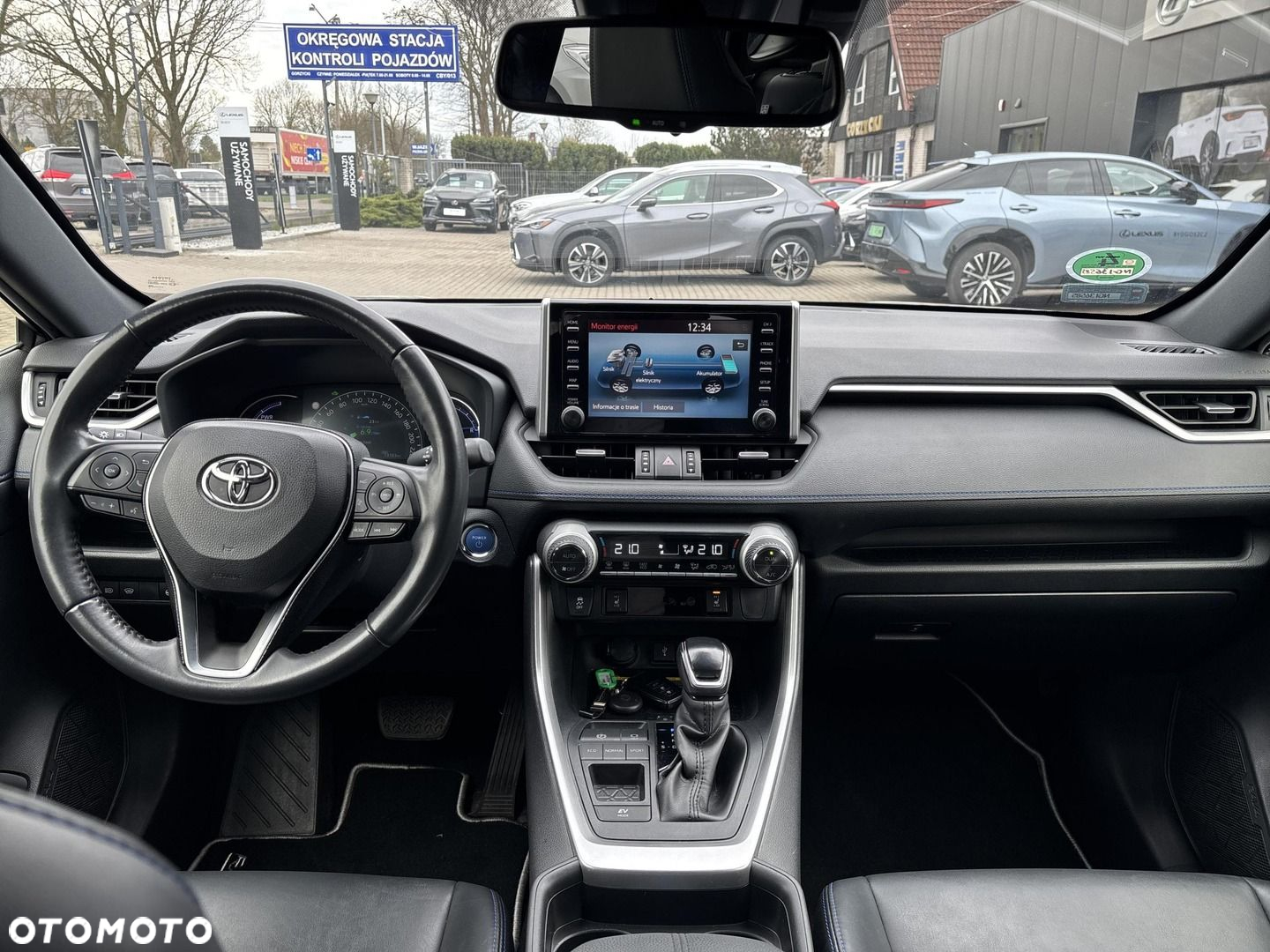 Toyota RAV4 - 8