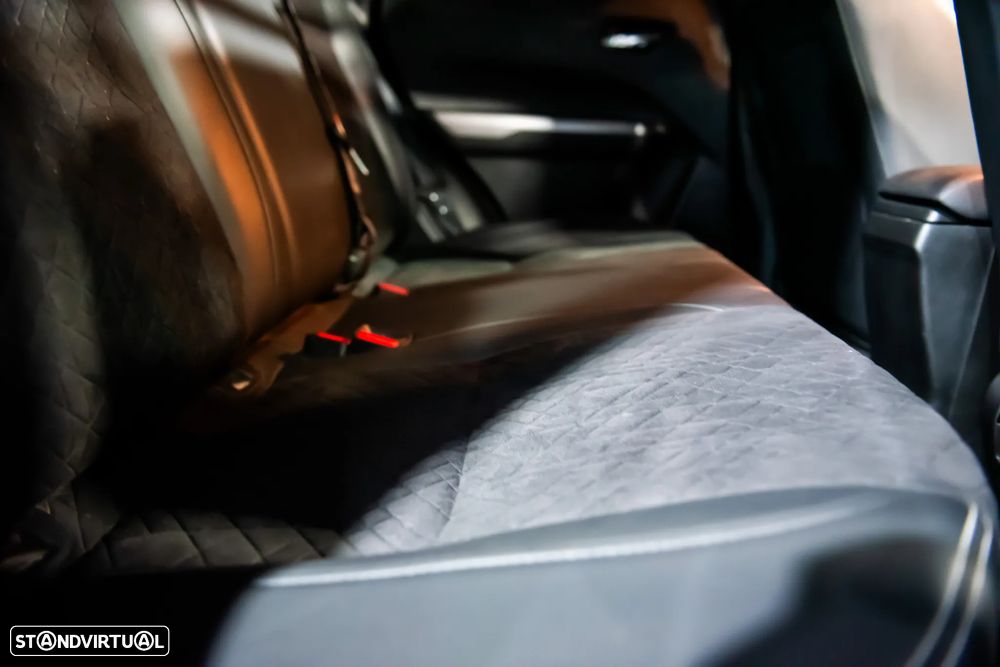 Suzuki Vitara 1.5L AGS GLX 4WD Strong Hybrid - 44