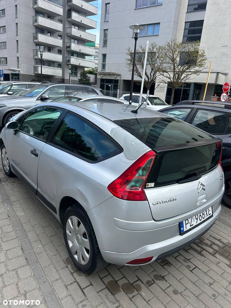 Citroën C4 1.6 16V X - 11