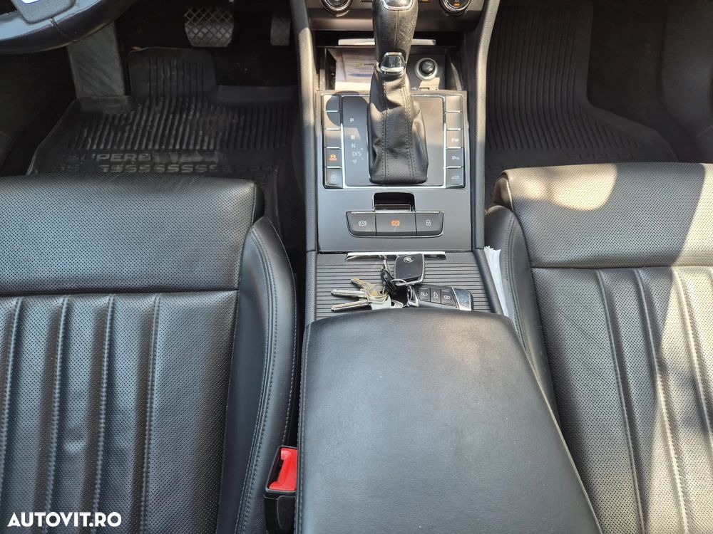 Skoda Superb 2.0 TDI DSG L&K - 13