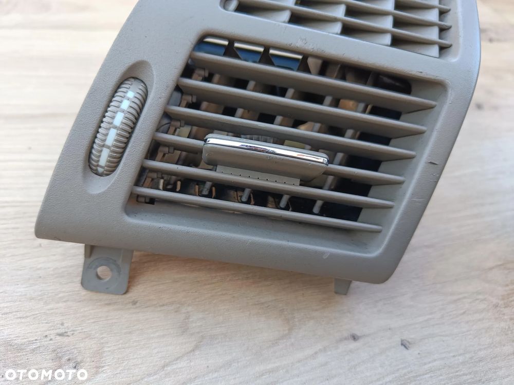 MERCEDES W211 KRATKA NAWIEWU LEWA PRAWA BEŻOWA BANAN - 6