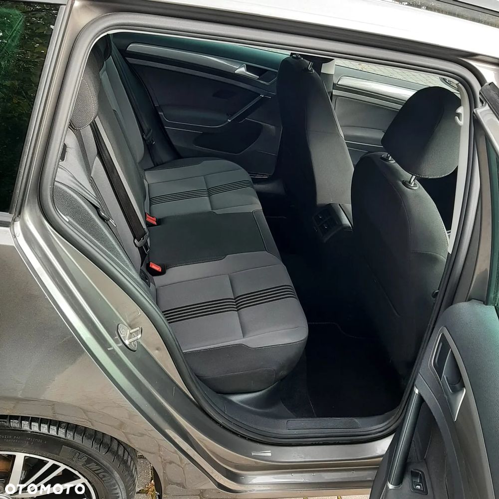 Volkswagen Golf 1.6 TDI BlueMotion Technology Allstar - 17