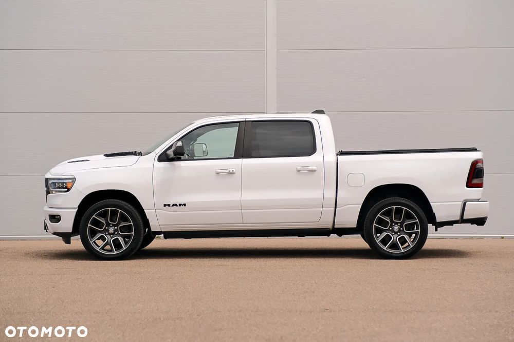 RAM 1500 5.7 Crew Cab Shortbed Laramie Sport - 4