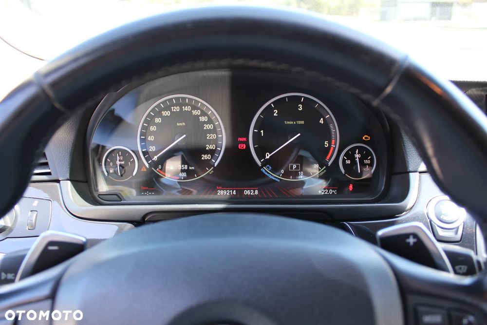 BMW Seria 5 - 16