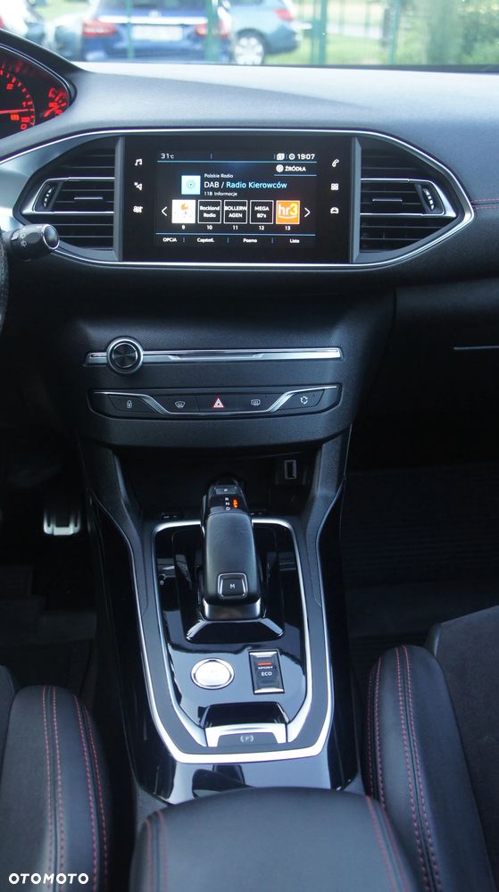 Peugeot 308 - 24
