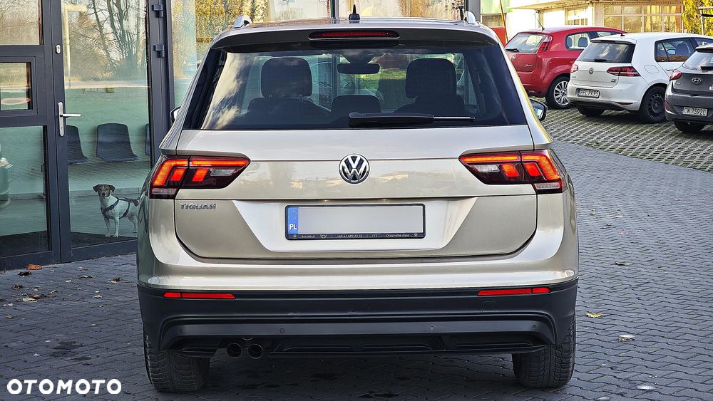 Volkswagen Tiguan - 5