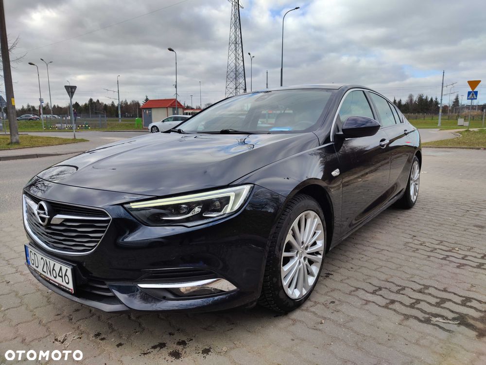Opel Insignia - 1
