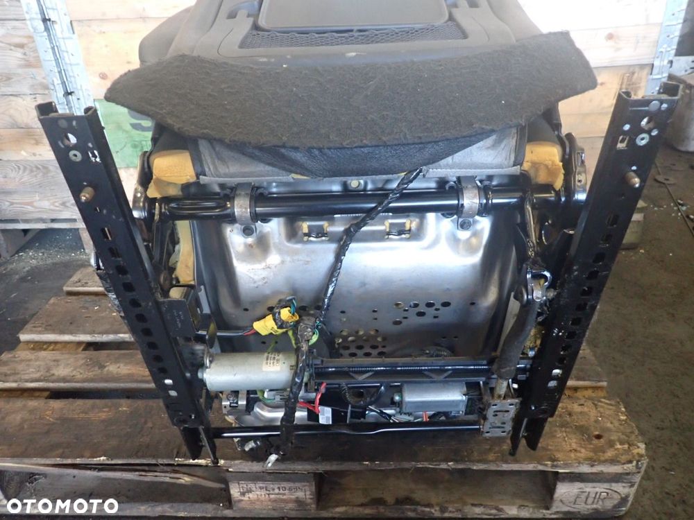 FOTEL KIEROWCY CHRYSLER GRAND VOYAGER V 2.8 - 9