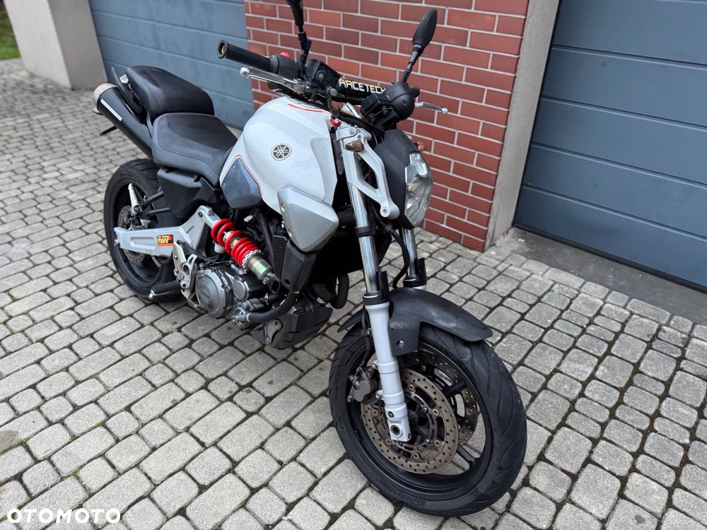 Yamaha MT - 3