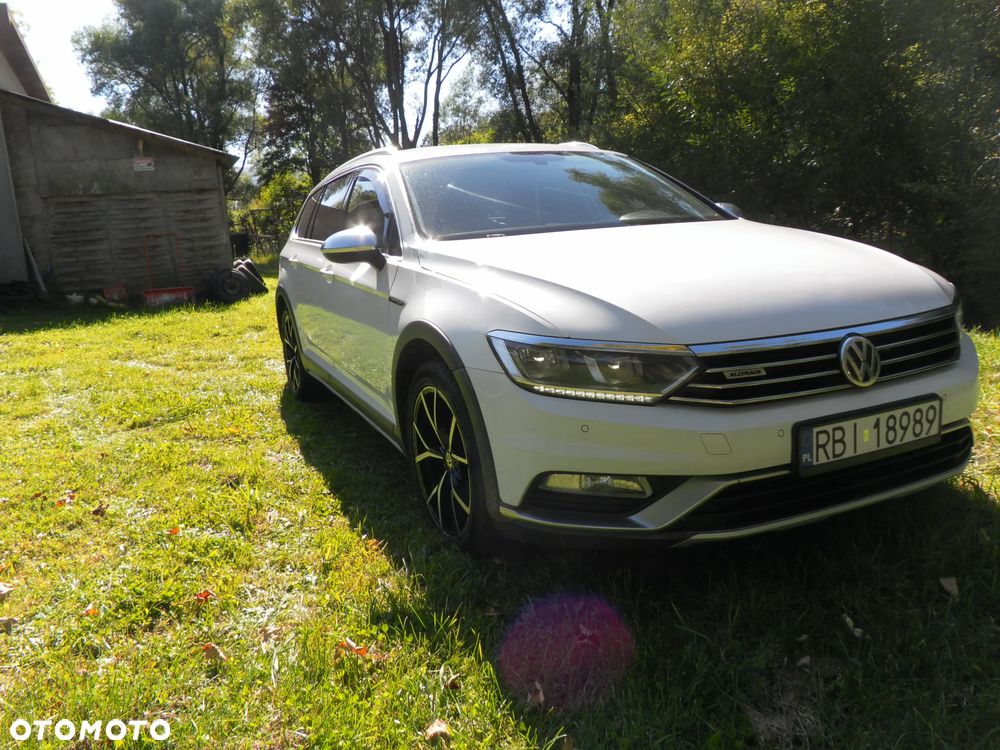 Volkswagen Passat Alltrack - 9