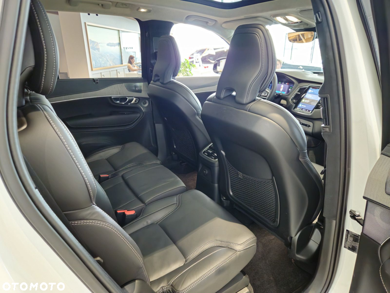 Volvo XC 90 - 31