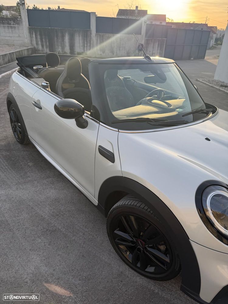 MINI Cabrio Cooper Auto - 2