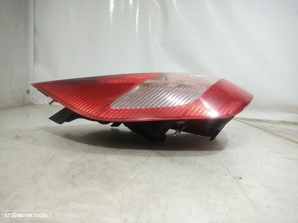 FAROLIM TRASEIRO ESQUERDO RENAULT GRAND SCÉNIC II 2003 -8200127704E - 5