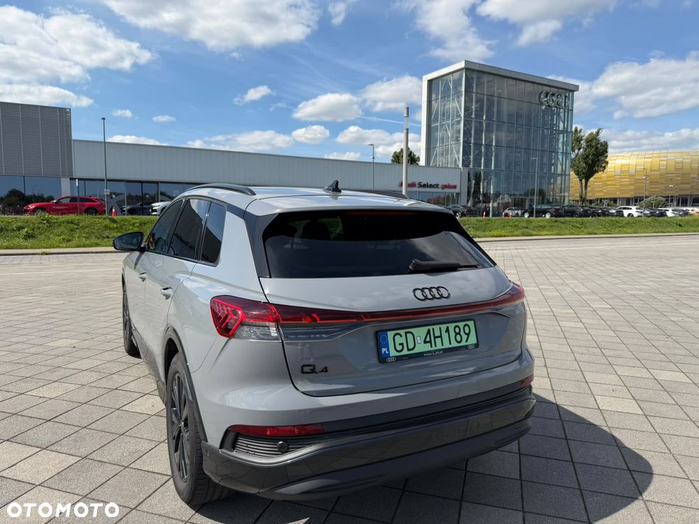 Audi Q4 e-tron - 6