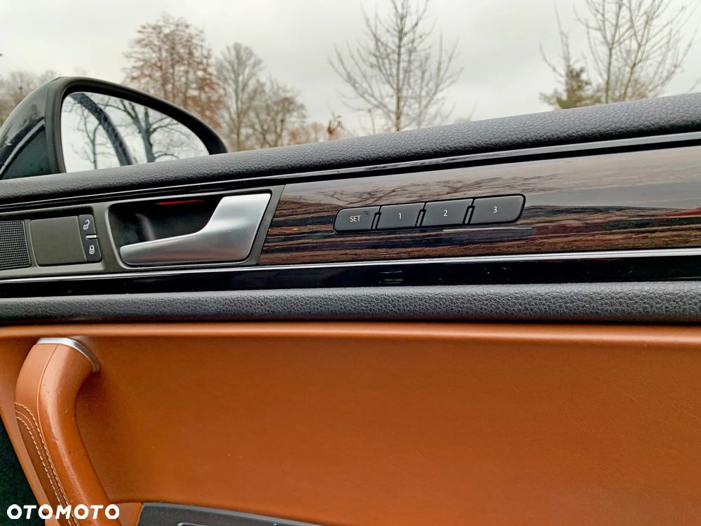 Volkswagen Touareg 3.0 V6 TDI BMT X-Edition - 17