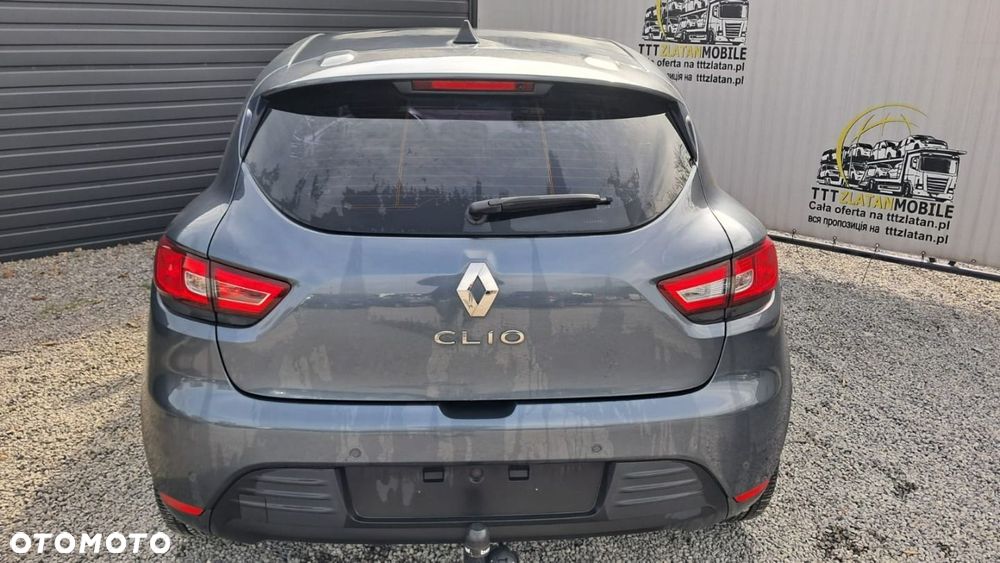 Renault Clio - 12