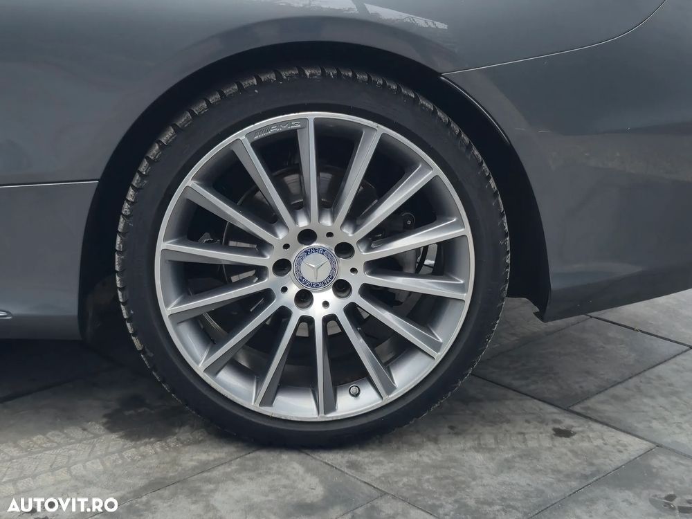 Mercedes-Benz C 200 Coupe 7G-TRONIC AMG Line - 35