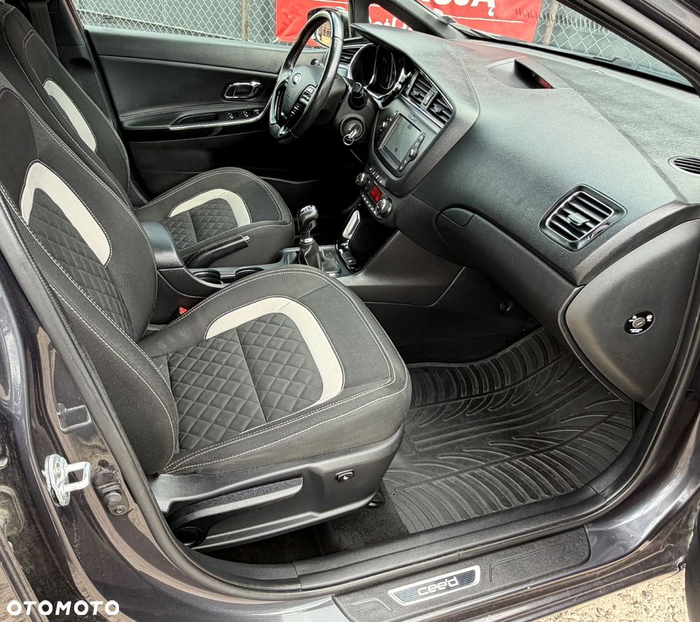 Kia Ceed 1.6 CRDi 136 ISG GT Line - 7