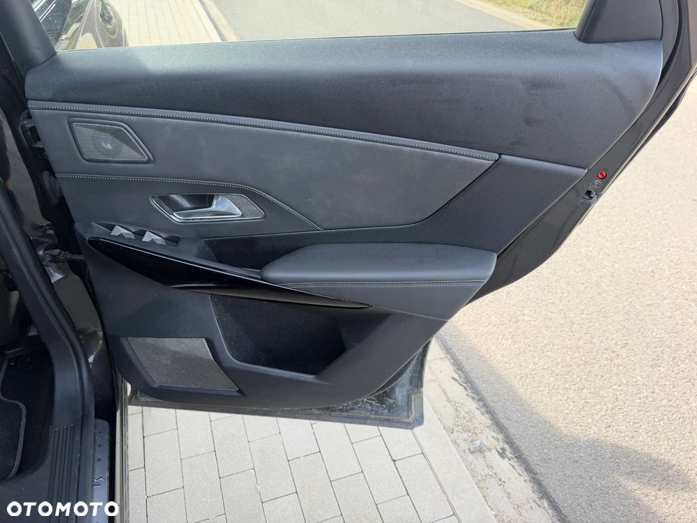 DS Automobiles DS 7 Crossback - 29