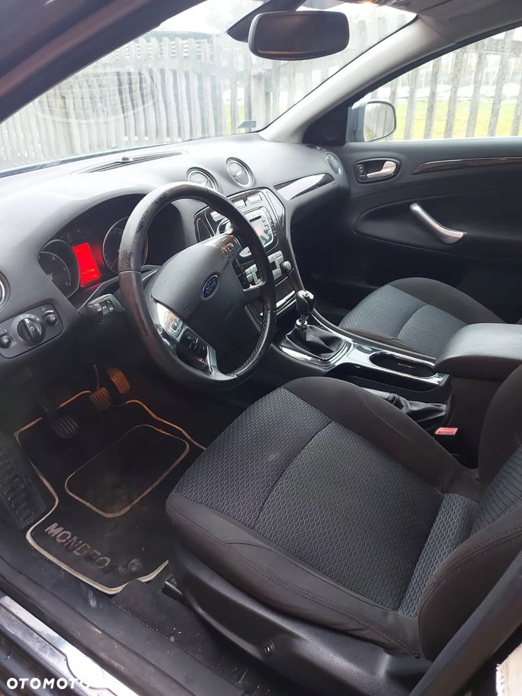 Ford Mondeo 2.0 TDCi Ghia - 7