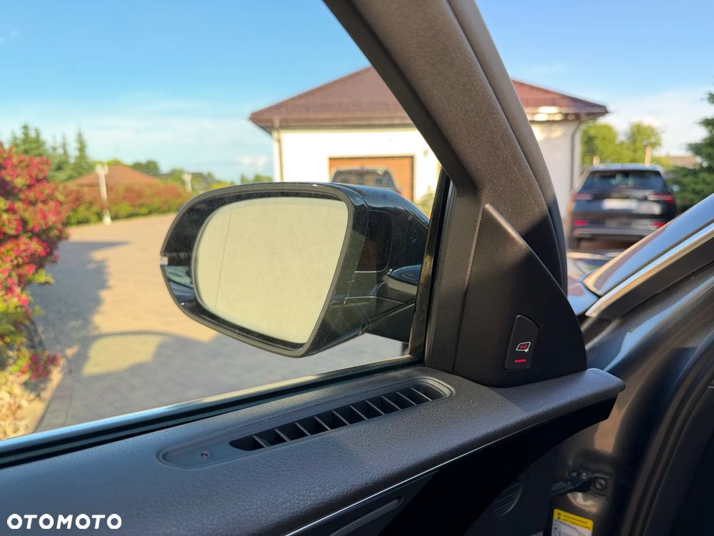 Audi A8 4.0 TFSI cylinder on demand quattro tiptronic Lang - 32