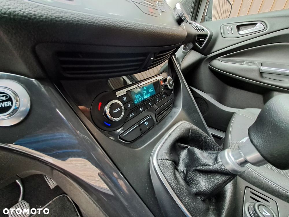 Ford Kuga 2.0 TDCi 2x4 Individual - 26
