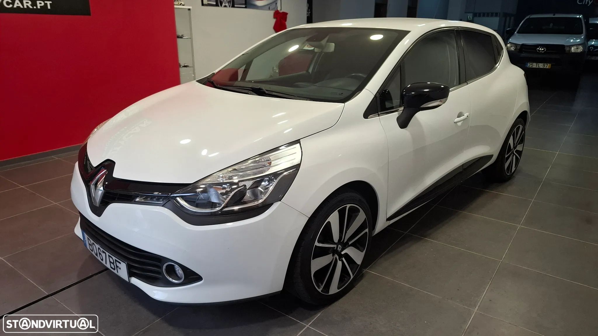 Renault Clio 0.9 TCe Limited Edition - 1