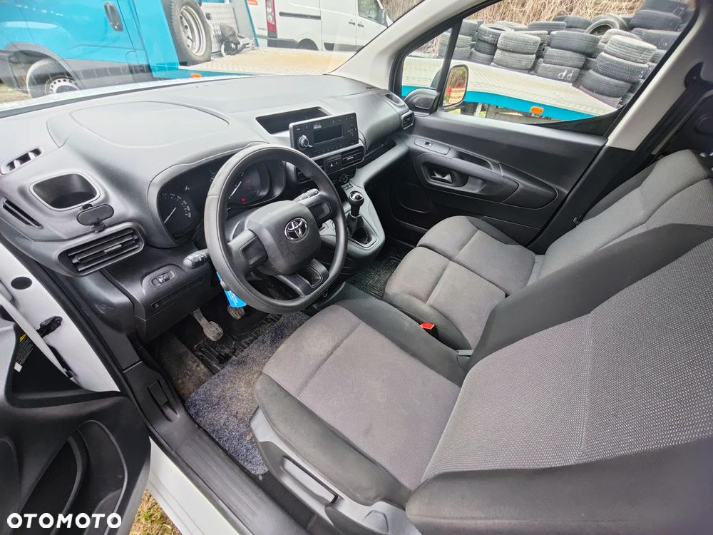 Toyota PROACE CITY - 15
