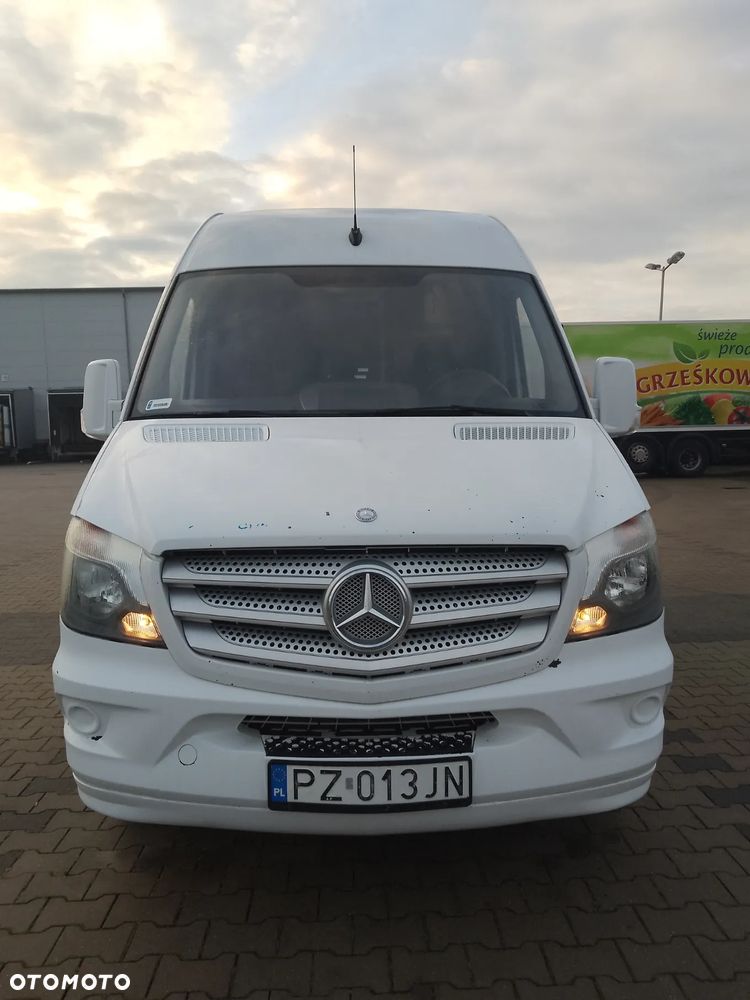 Mercedes-Benz Sprinter Mercus - 12