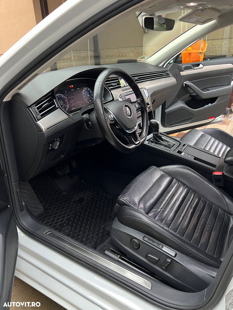 Volkswagen Passat 2.0 TDI SCR 4Motion DDG Highline - 7