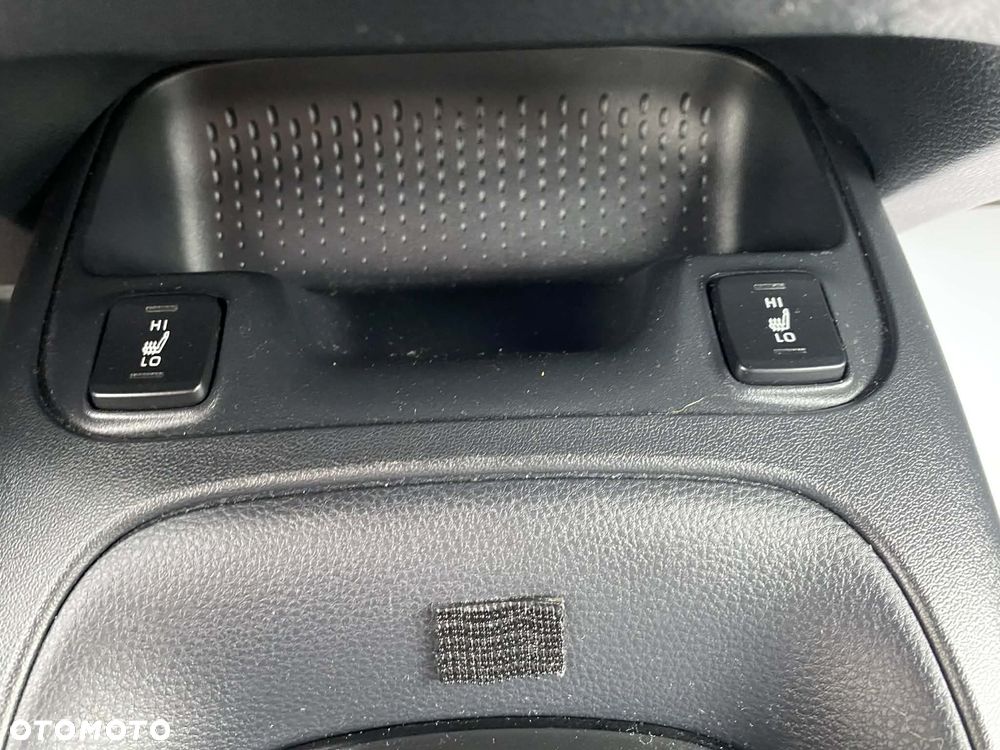 Toyota Corolla 1.8 Hybrid GPF Executive - 30