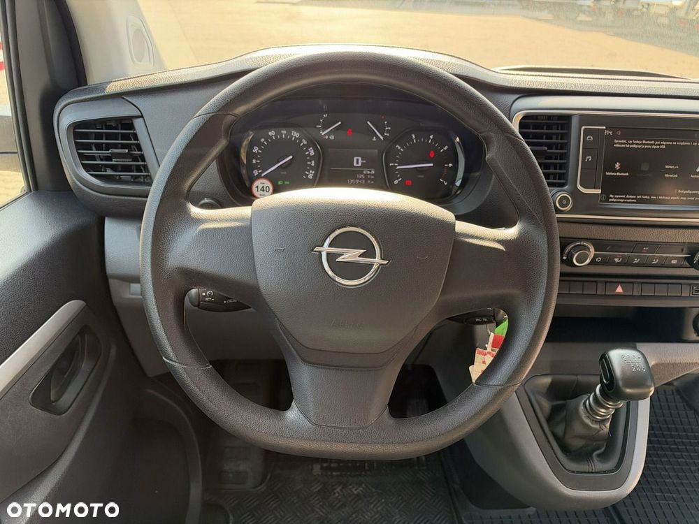 Opel Vivaro - 18