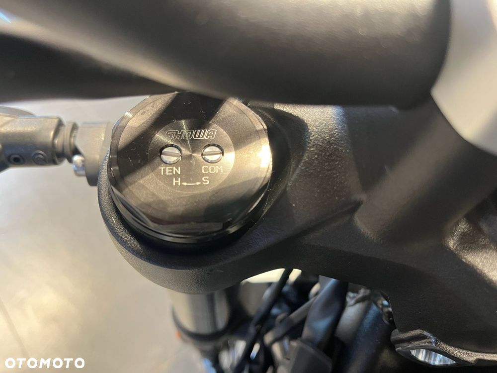 Triumph Trident - 20