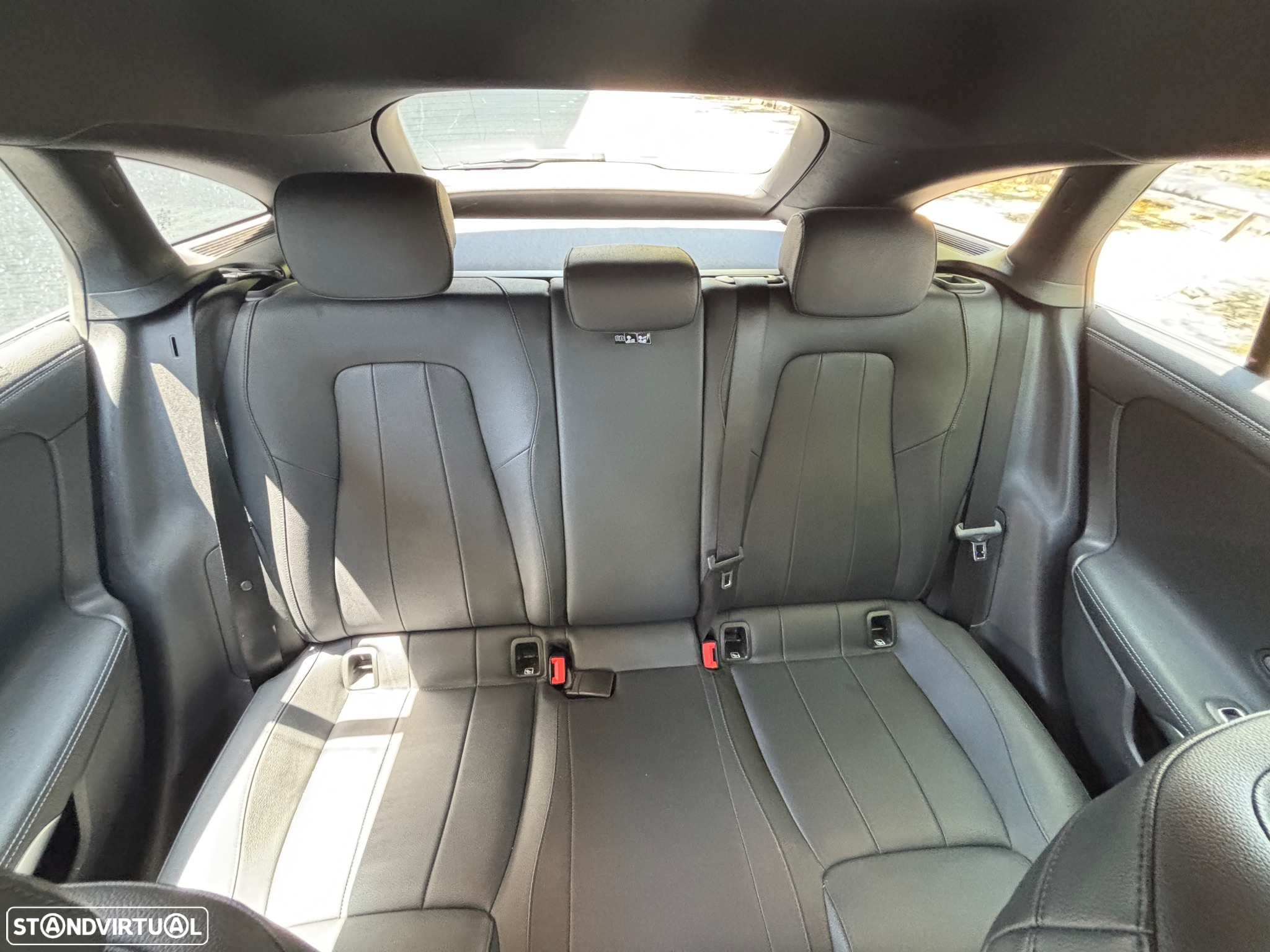 Mercedes-Benz CLA 250 - 26
