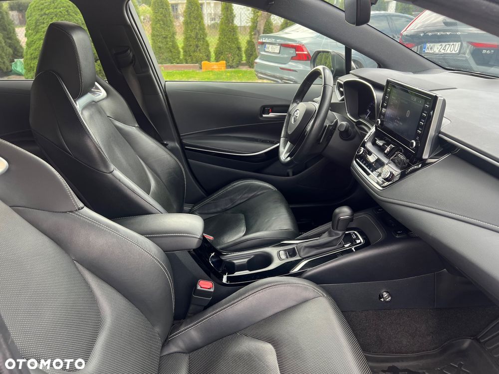 Toyota Corolla 2.0 Hybrid Executive - 14