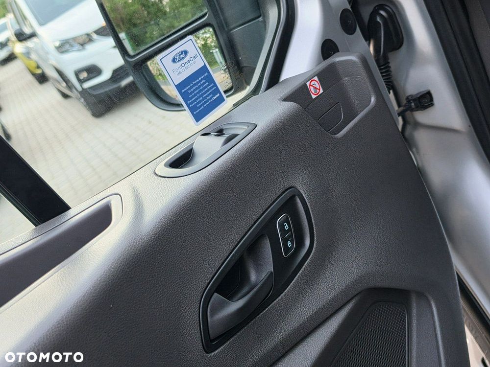 Ford Transit - 27