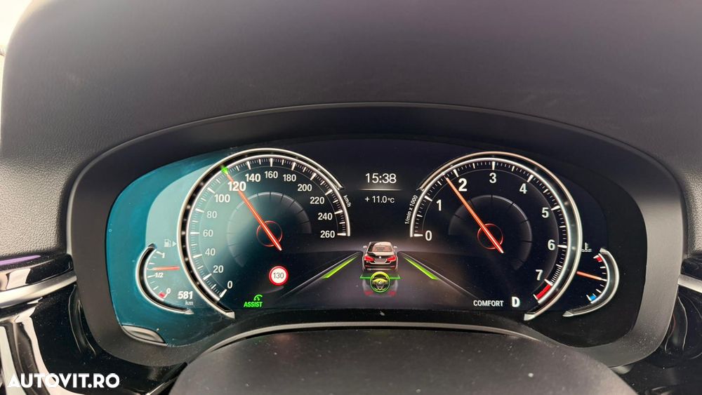 BMW Seria 5 520i Aut. Luxury Line - 15