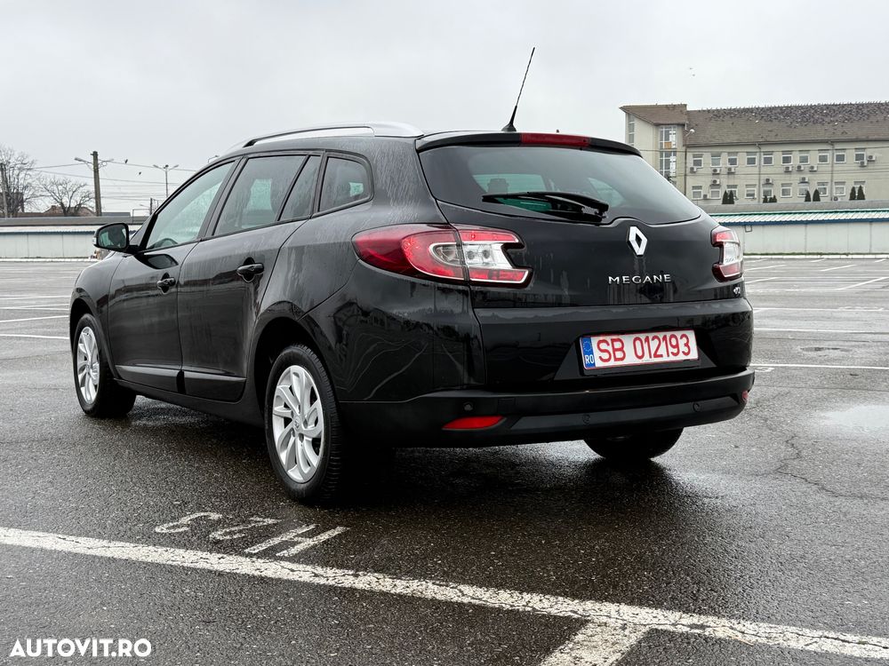 Renault Megane 1.5 dCi Dynamique Aut. - 5