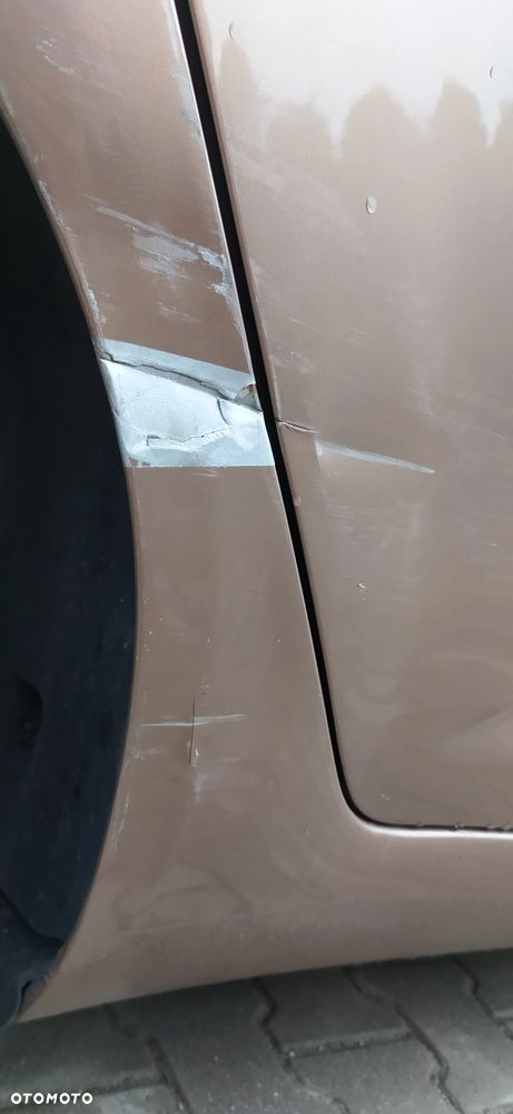 Kia Venga 2010 photo 4