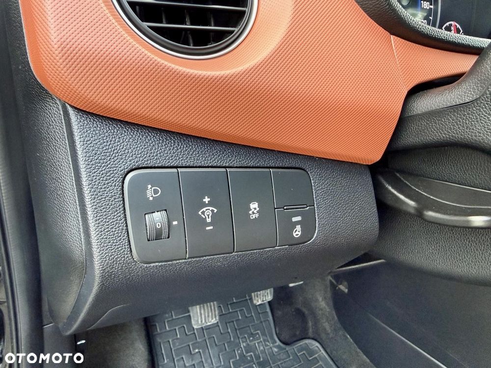 Hyundai i10 - 24