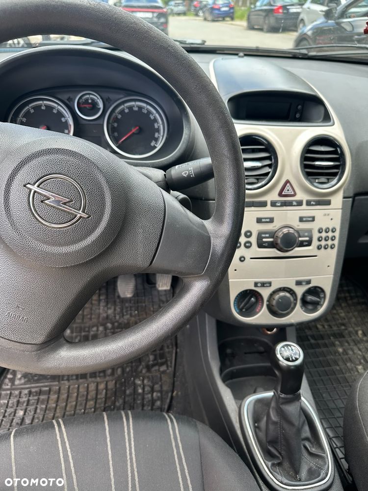 Opel Corsa 1.2 16V Enjoy - 13
