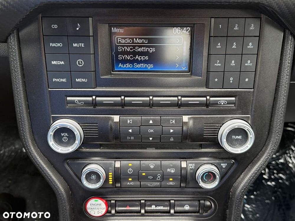 Ford Mustang 3.7 V6 Premium - 23