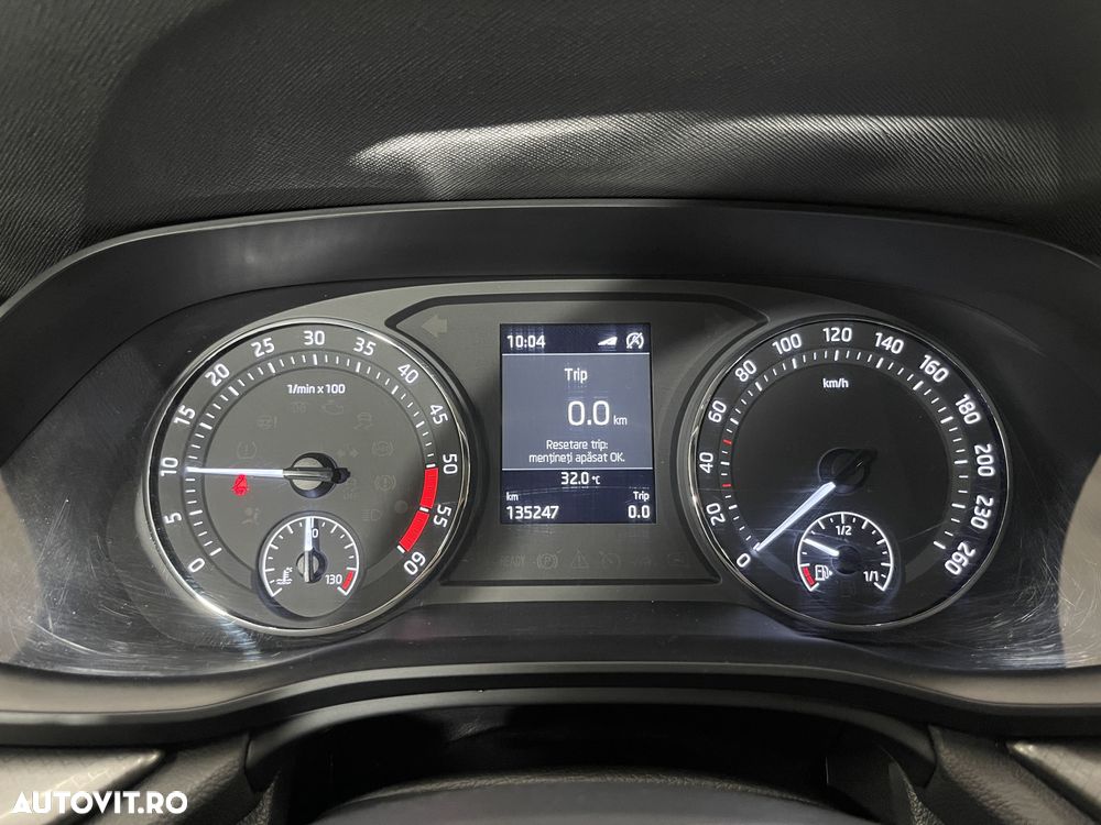 Skoda Octavia 2.0 TDI Ambition - 25