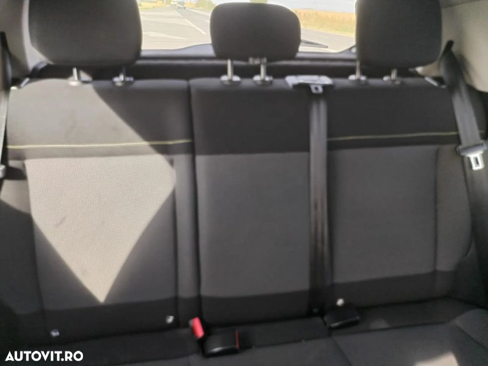 Citroën C3 1.2 PureTech BVM Feel - 4